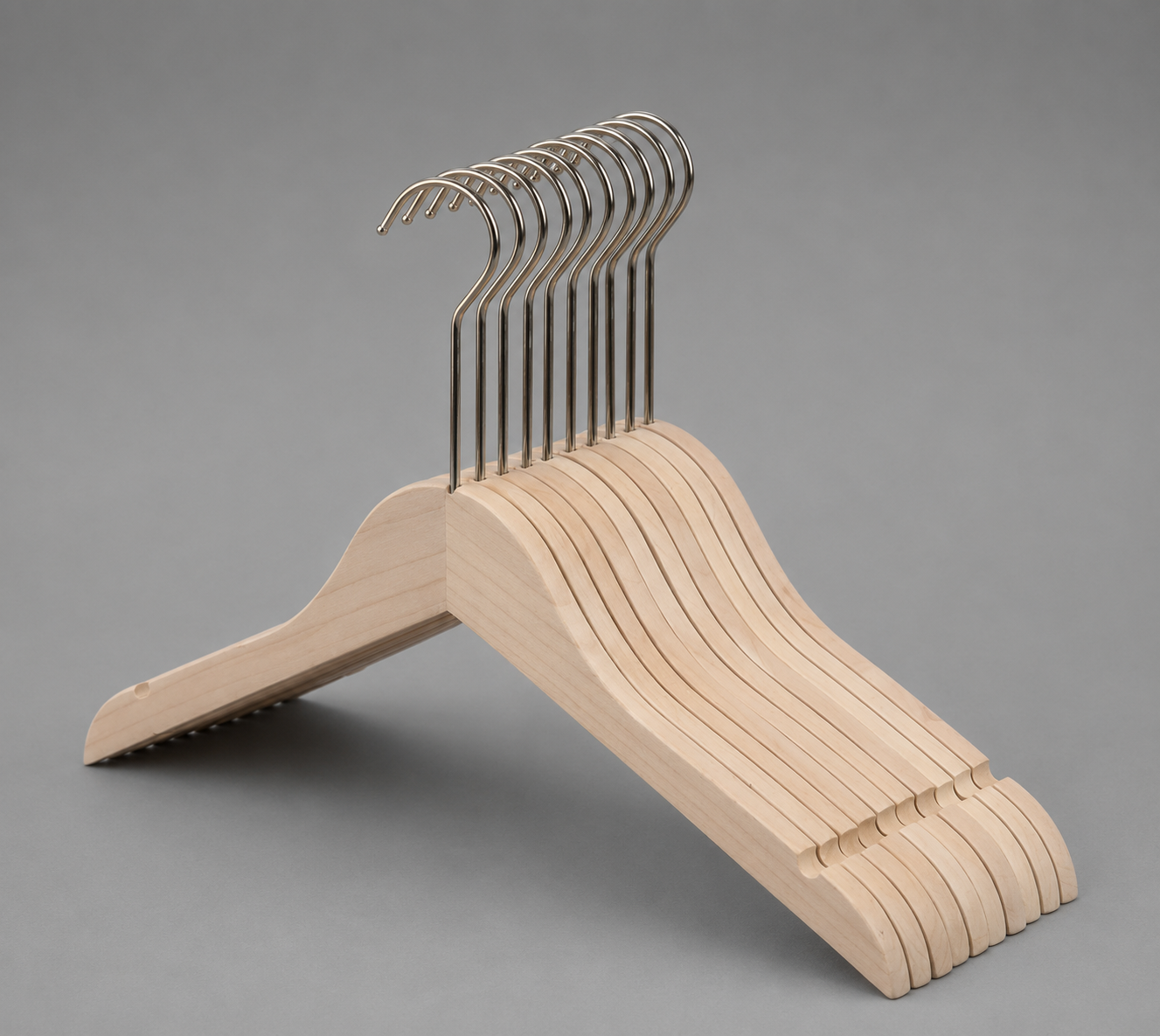Elaro | Light Wood Hanger Set with Silver Hooks (Set of 7)
