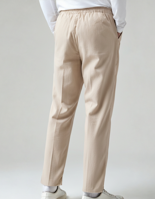 Woman wearing high waist linen pants