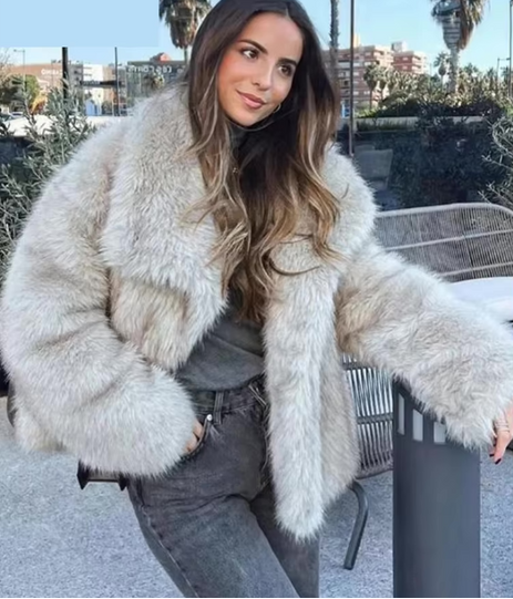 Women's Wide Collar Faux Fur Winter Jacket