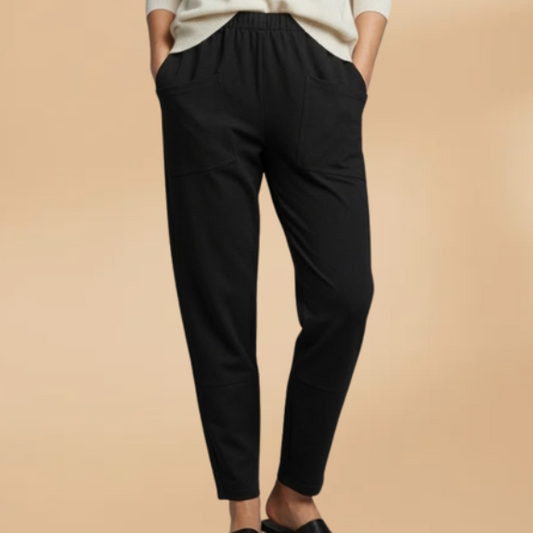 Woman wearing casual elastic waist pants