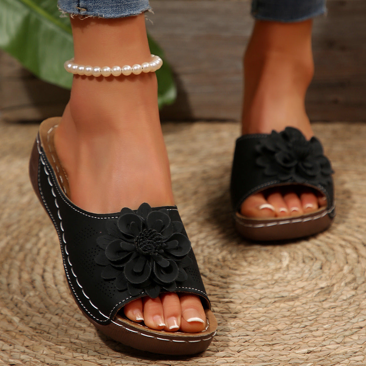 Women's floral wedge slide sandals