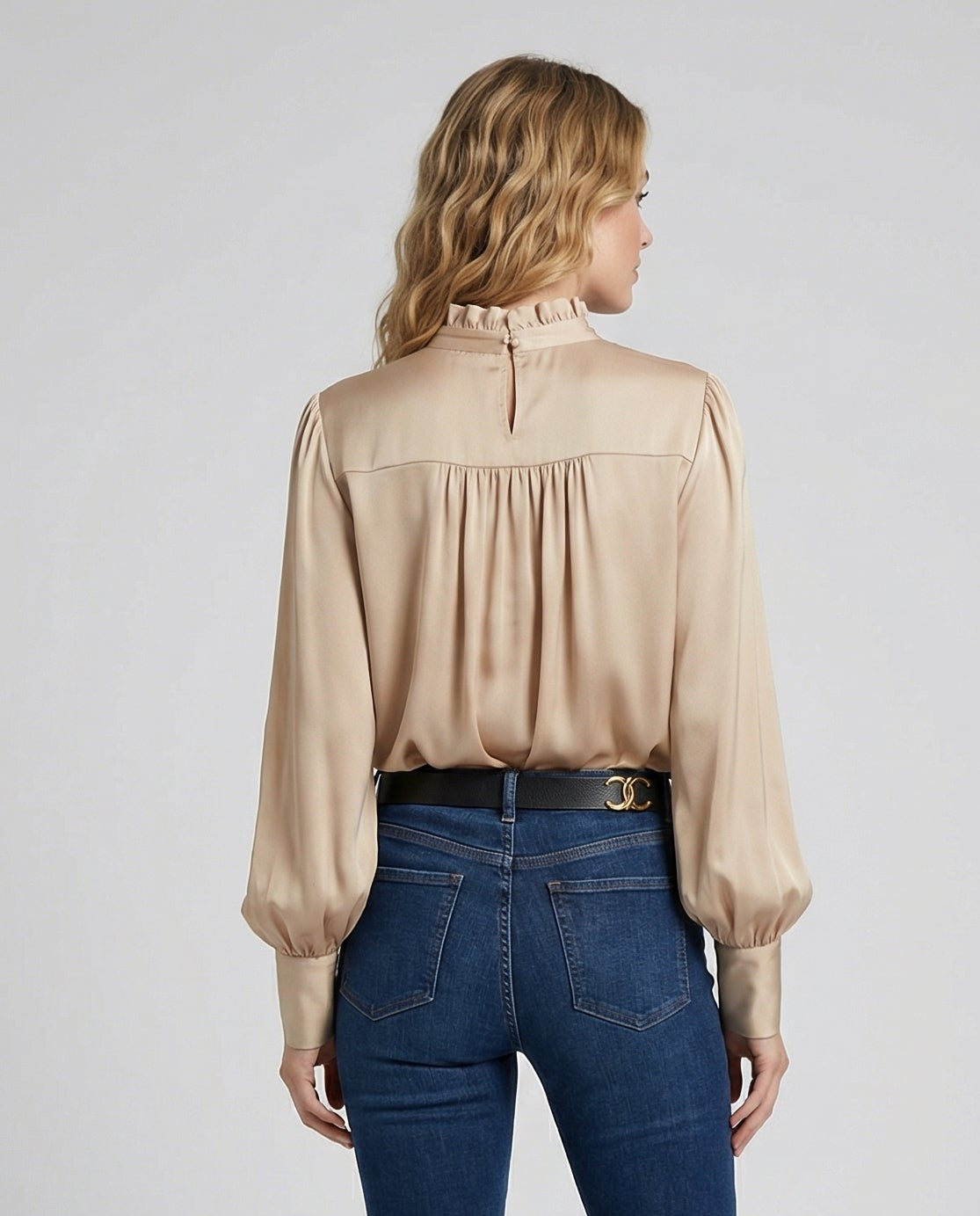 Woman wearing a cozy autumn long sleeve round neck top