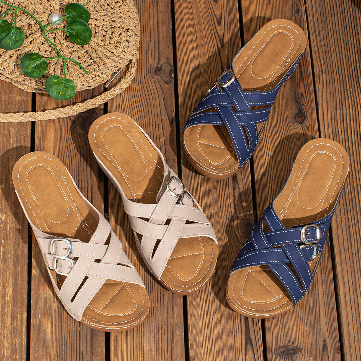 Women's faux leather double-buckle flat slide sandals