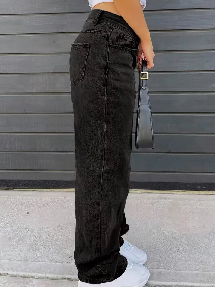 Woman wearing Liana relaxed mid rise straight leg jeans