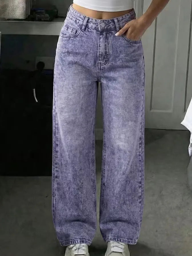 Woman wearing Liana relaxed mid rise straight leg jeans