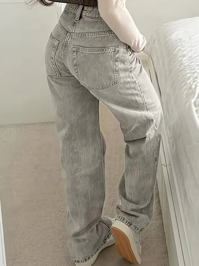 Woman wearing Liana relaxed mid rise straight leg jeans