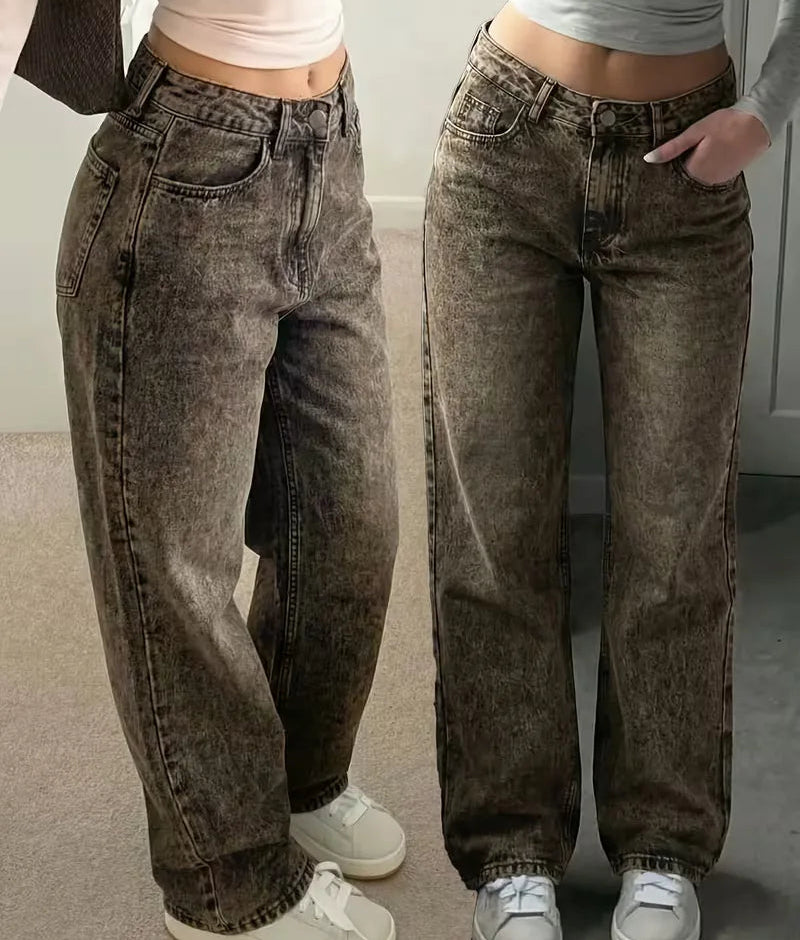 Woman wearing Liana relaxed mid rise straight leg jeans