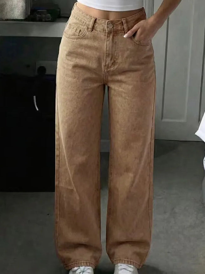 Woman wearing Liana relaxed mid rise straight leg jeans