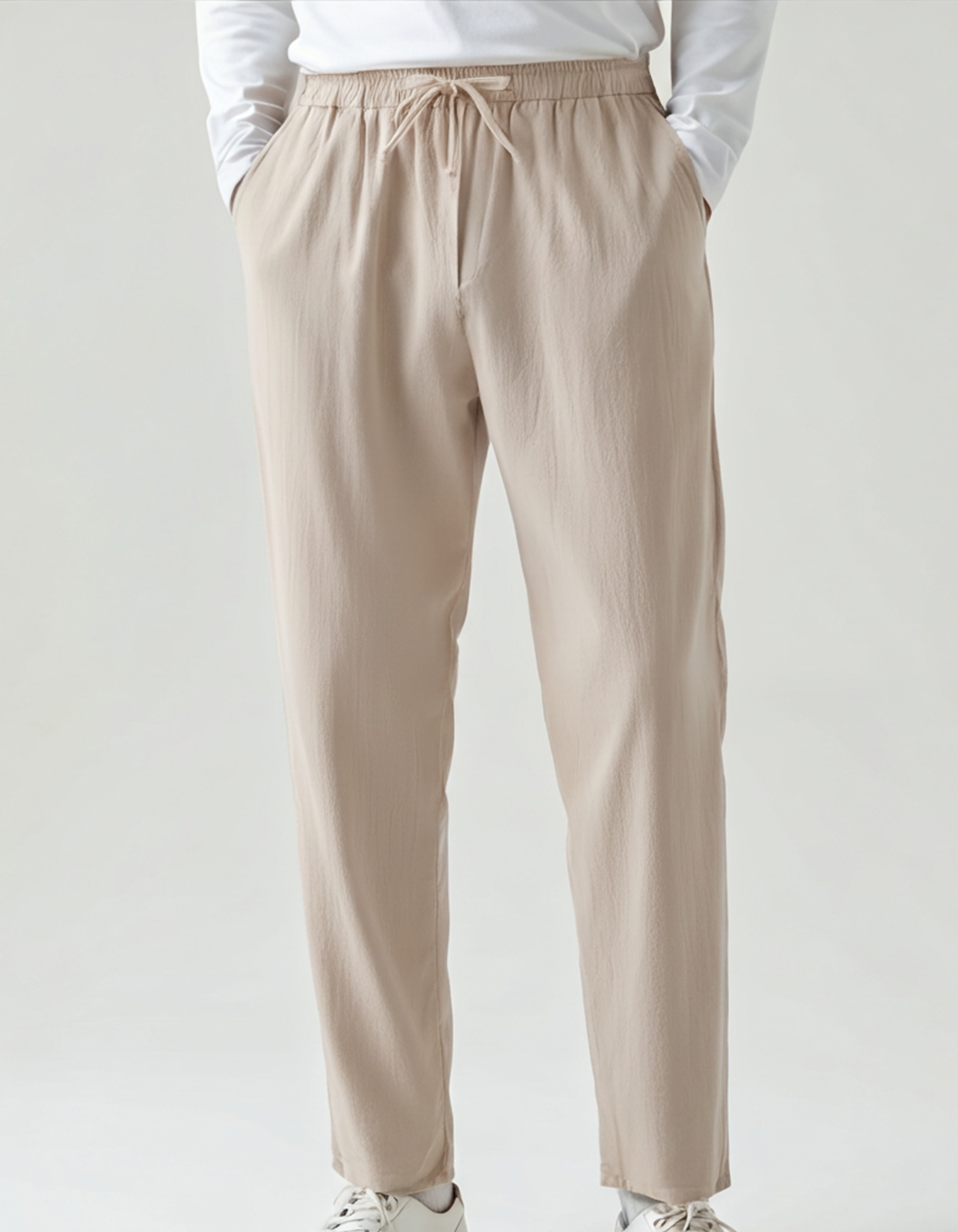 Woman wearing high waist linen pants