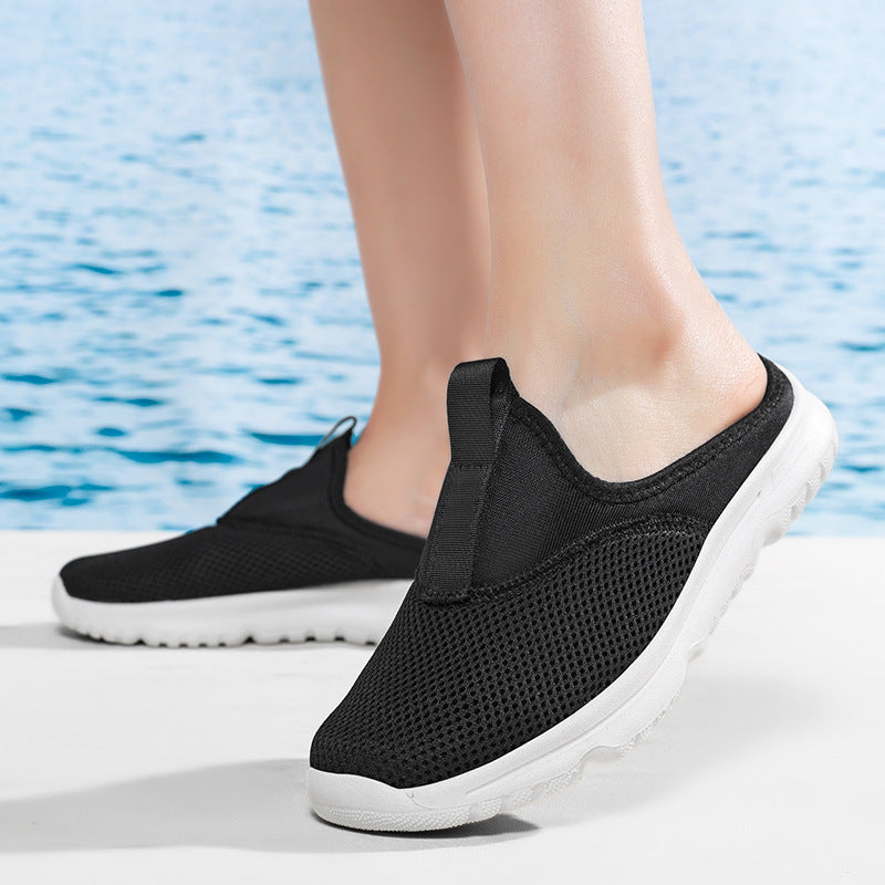 Honeycomb mesh pool slides