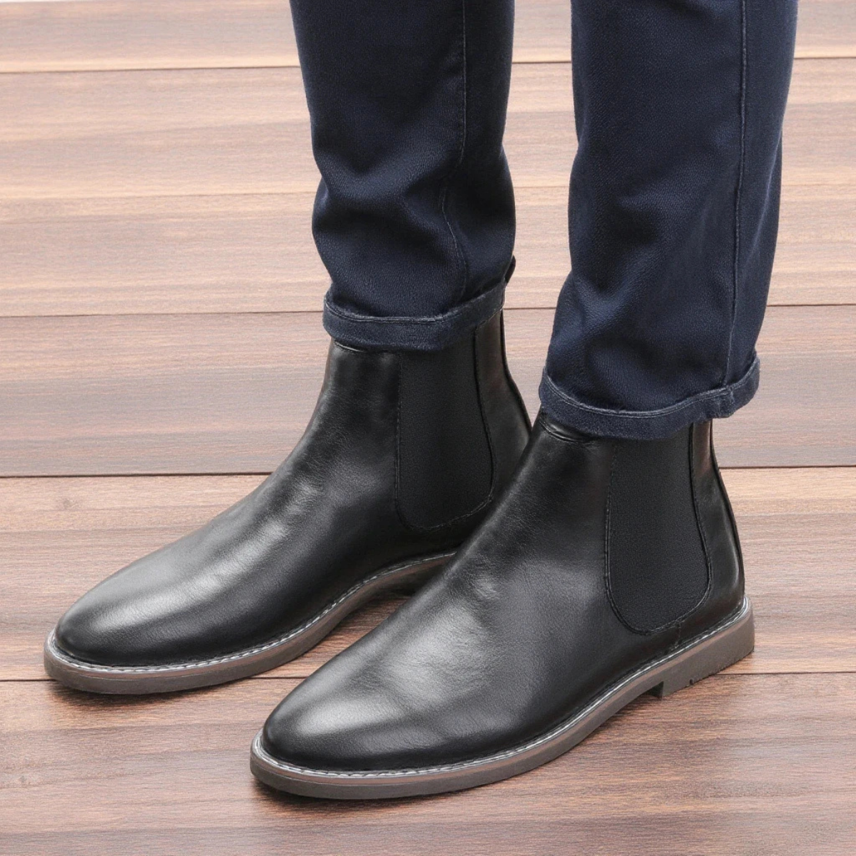 Men's Almond Toe Chelsea Boots