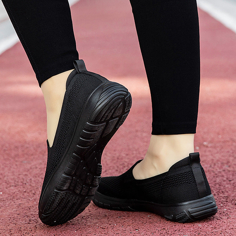 Seamless knit slip-on slides