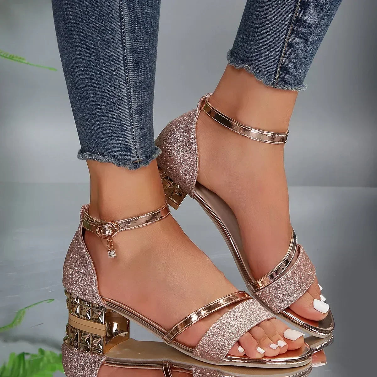 Women's metallic low-heel comfort slides
