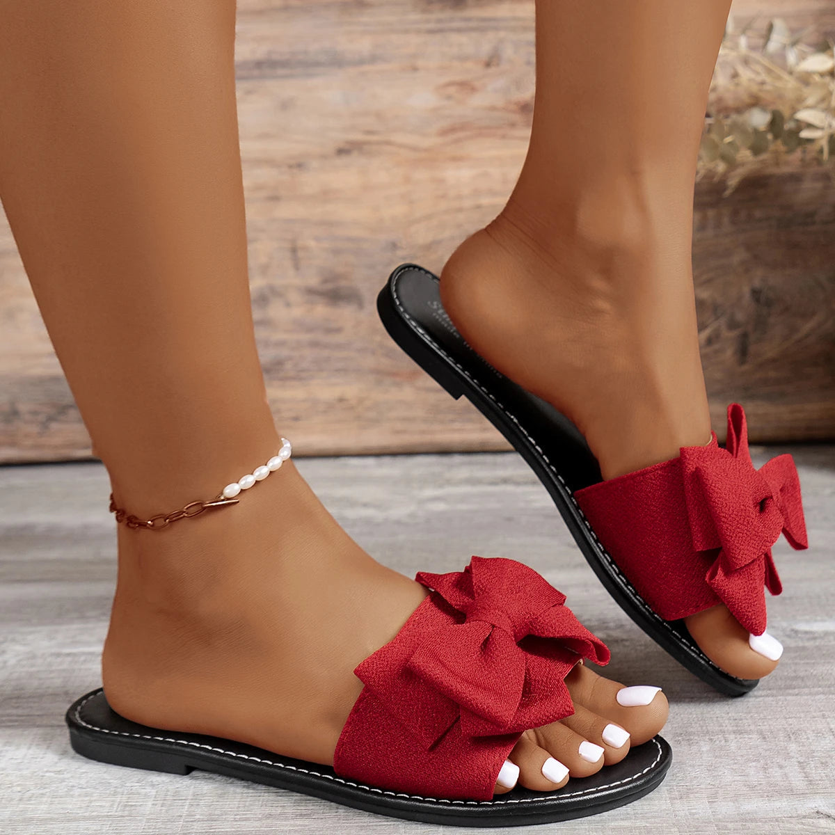 Women's slides