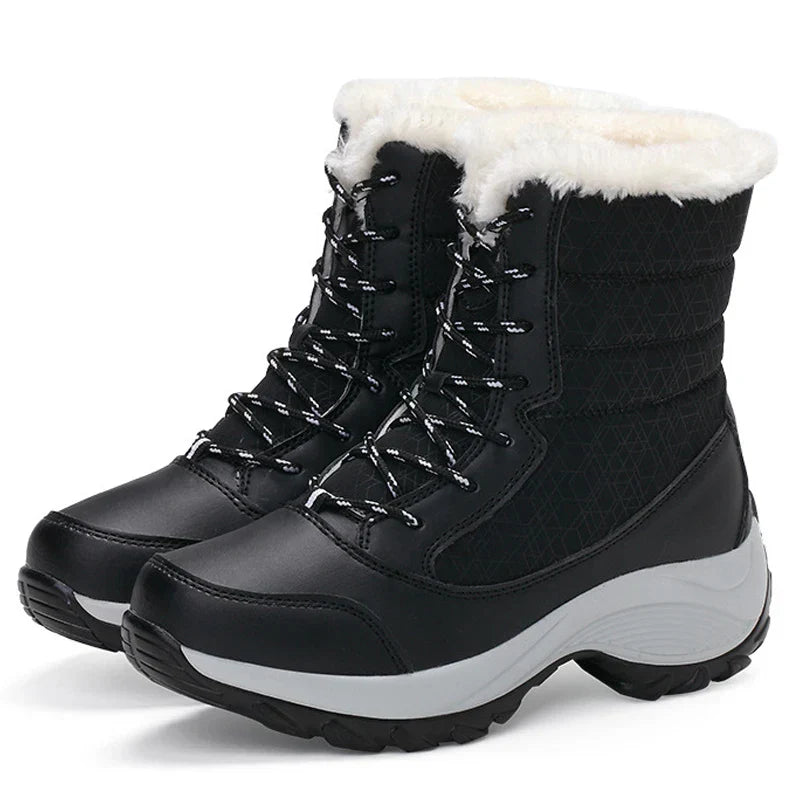 Women's Chunky Sole Lace Up Winter Boots in Black