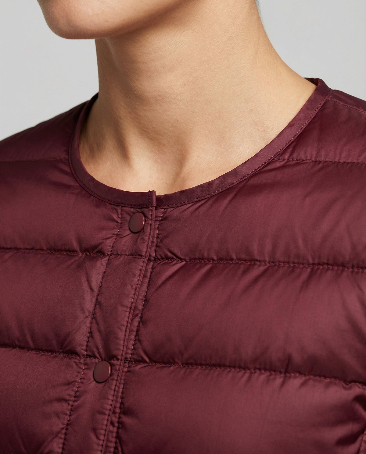 Women's Collarless Down Jacket