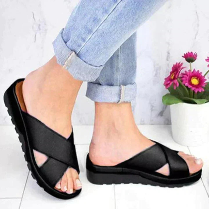Women's slides