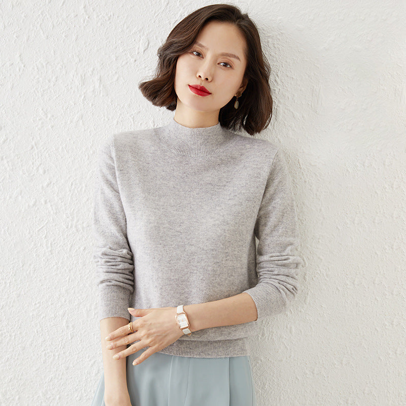 Women's Mock Neck Fine Knit Sweater in Light Gray