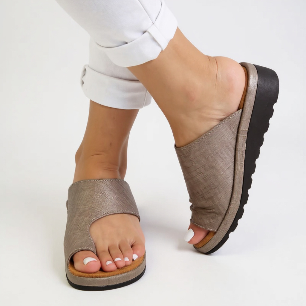 Women's slides