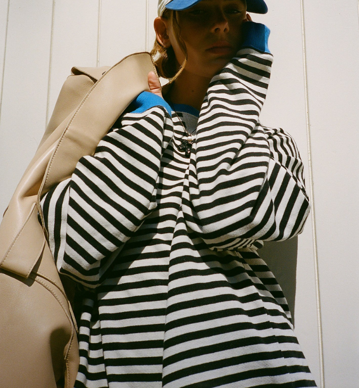Women's Oversized Striped Sweatshirt in Black & White