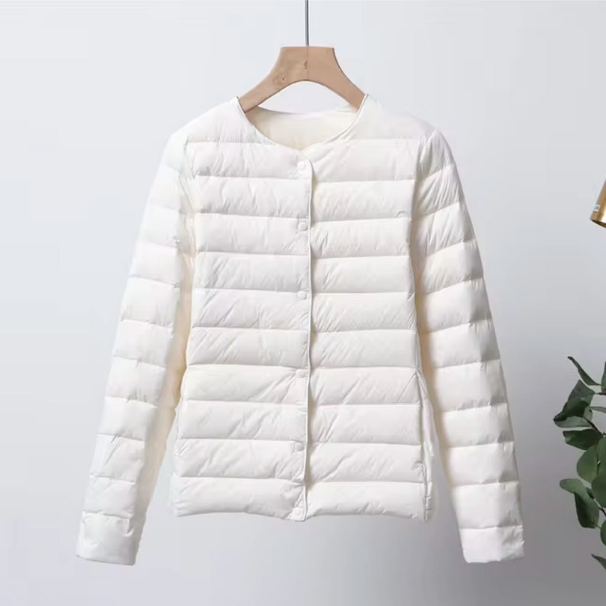 Women's Ultralight Down Jacket in White